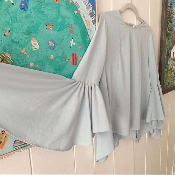 Carmen Marc Valvo Bell Sleeve size M - Picture 4 of 8